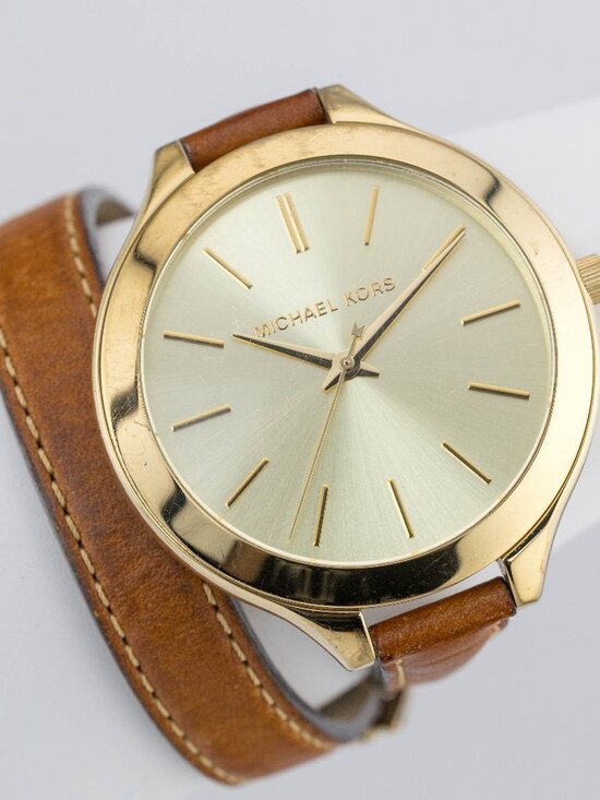 Michael Kors MK-2256  Leather Strap Quartz Analog Women\'s Watch New Battery